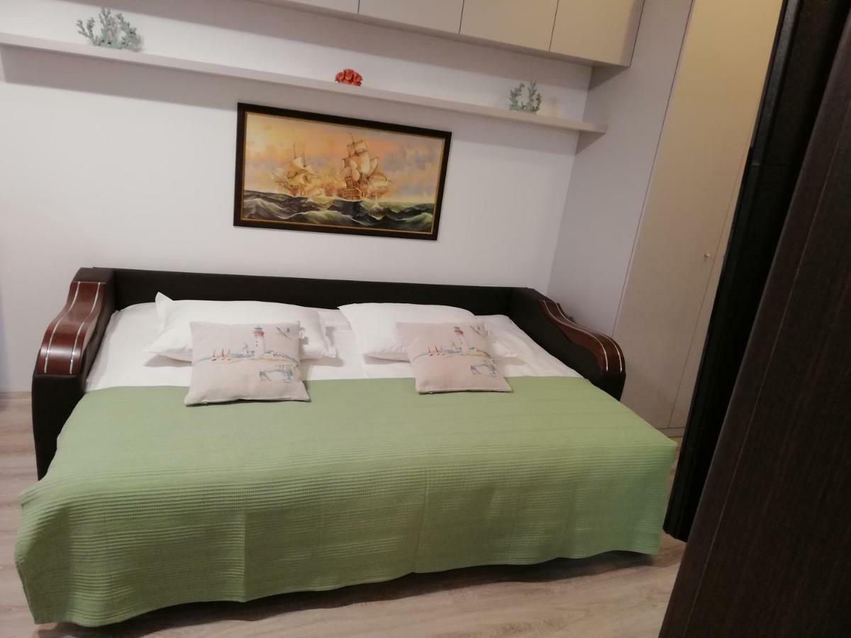 Kolonaki Domus Apartment Iasi Exteriör bild